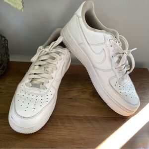 Nike White Leather Sneakers